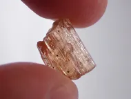 Topaz surový krystal 11,2ct Brazílie, přírodní topaz imperial